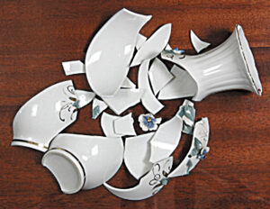 BrokenVase-aotearoa-artist-packing-for-post
