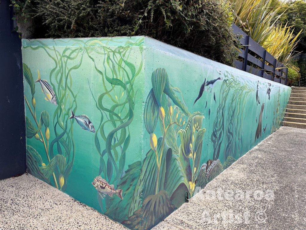 Mural side-sarah-freiburger-aotearoa-artist